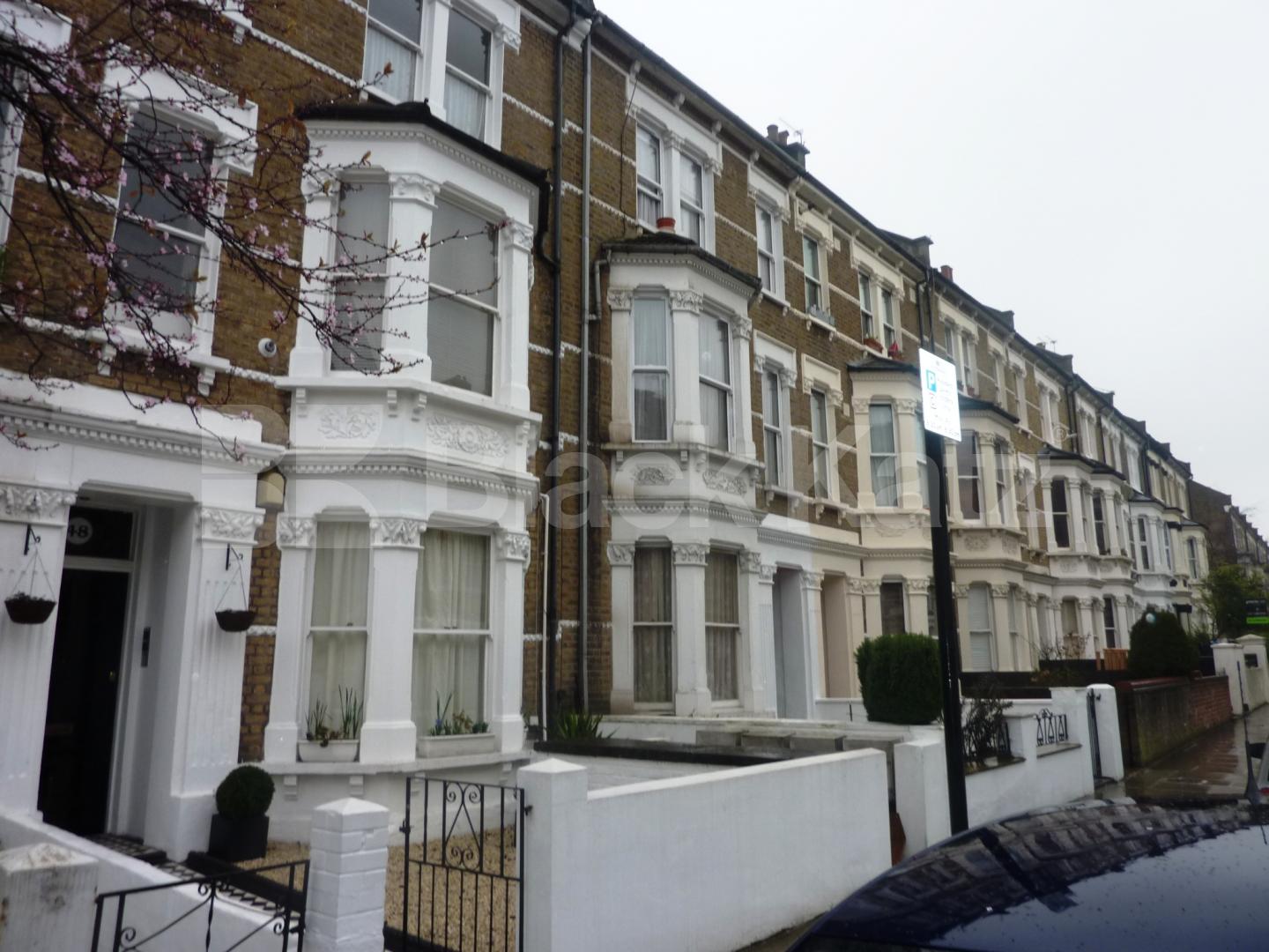 			2 Bedroom, 1 bath, 1 reception Flat			 Saltram Crescent, MAIDA VALE / QUEENS PARK